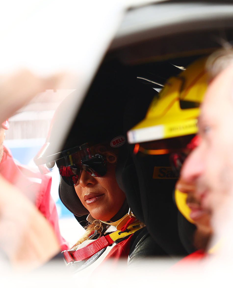 cheche 𐚁 tweet media