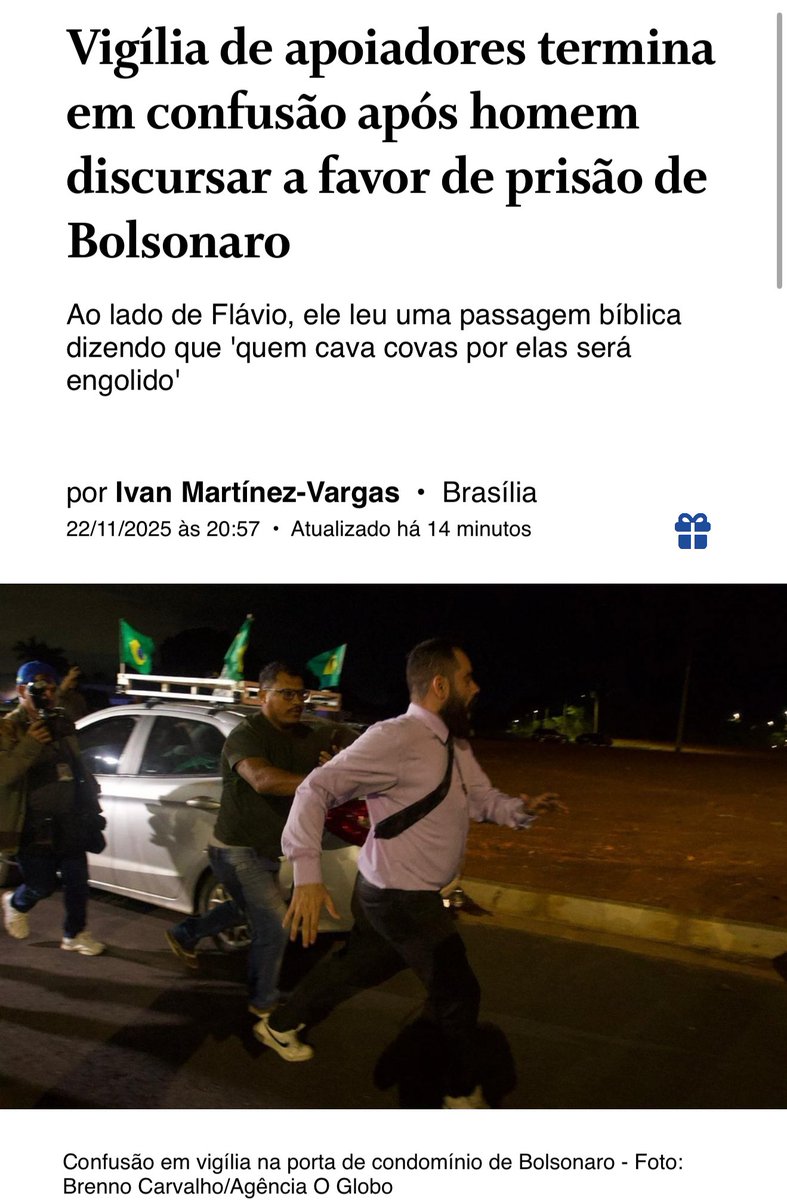 donairene13's tweet image. Temos um herói 
Kkkkkkkkkkkkkkk