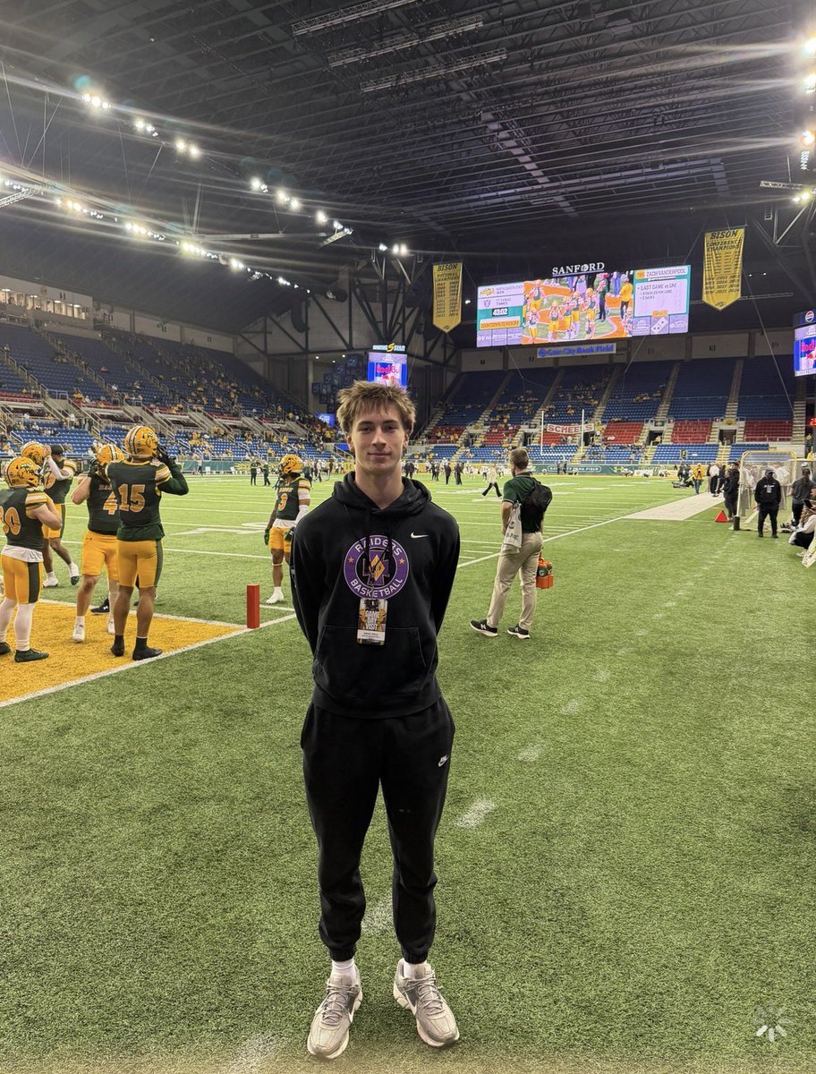 Owen Welk ‘27 6’5 WR tweet media