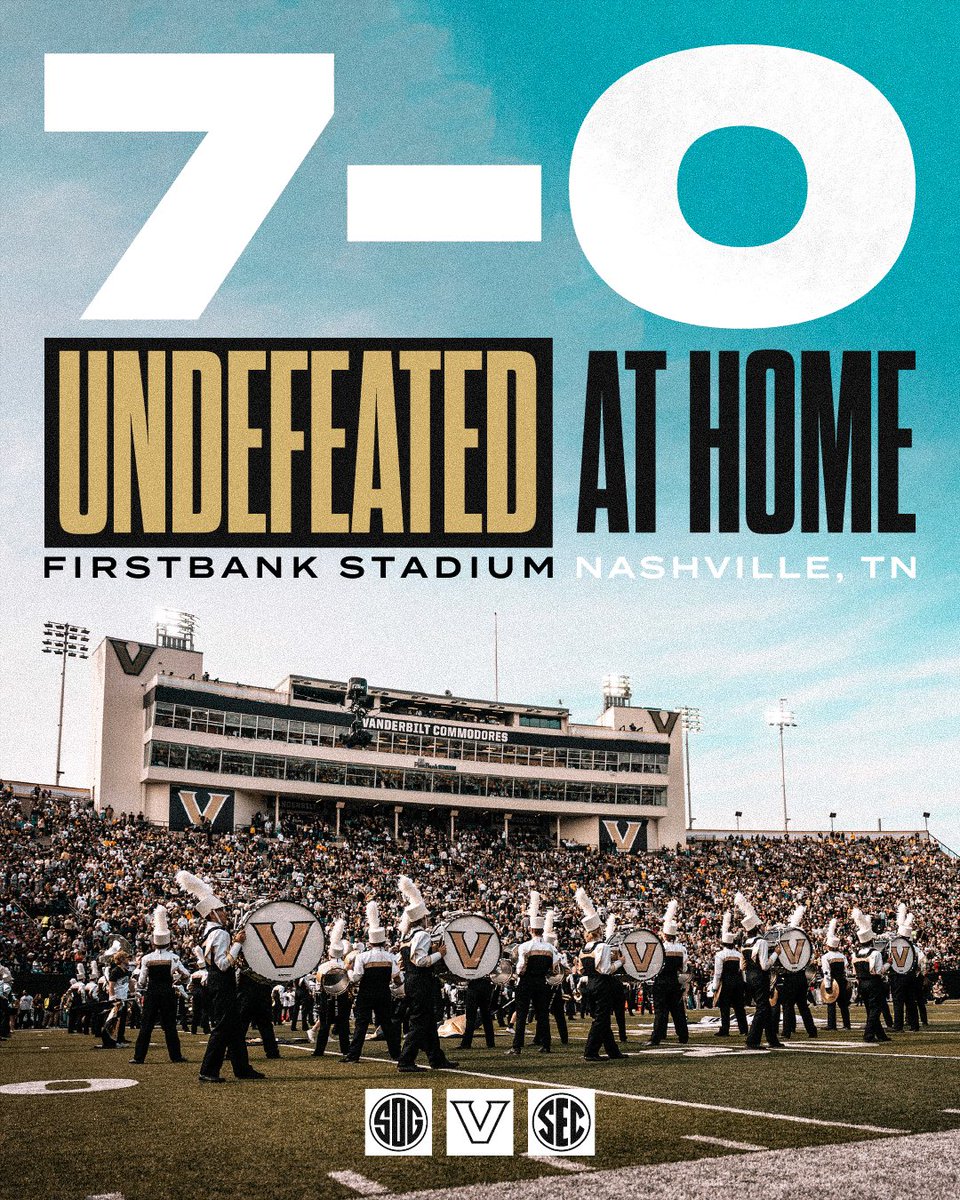 THE COMMODORES ARE UNDEFEATED AT HOME!!! 🏈⚓️⬇️
#AnchorDown #SOGILTB #ConquerAndPrevail