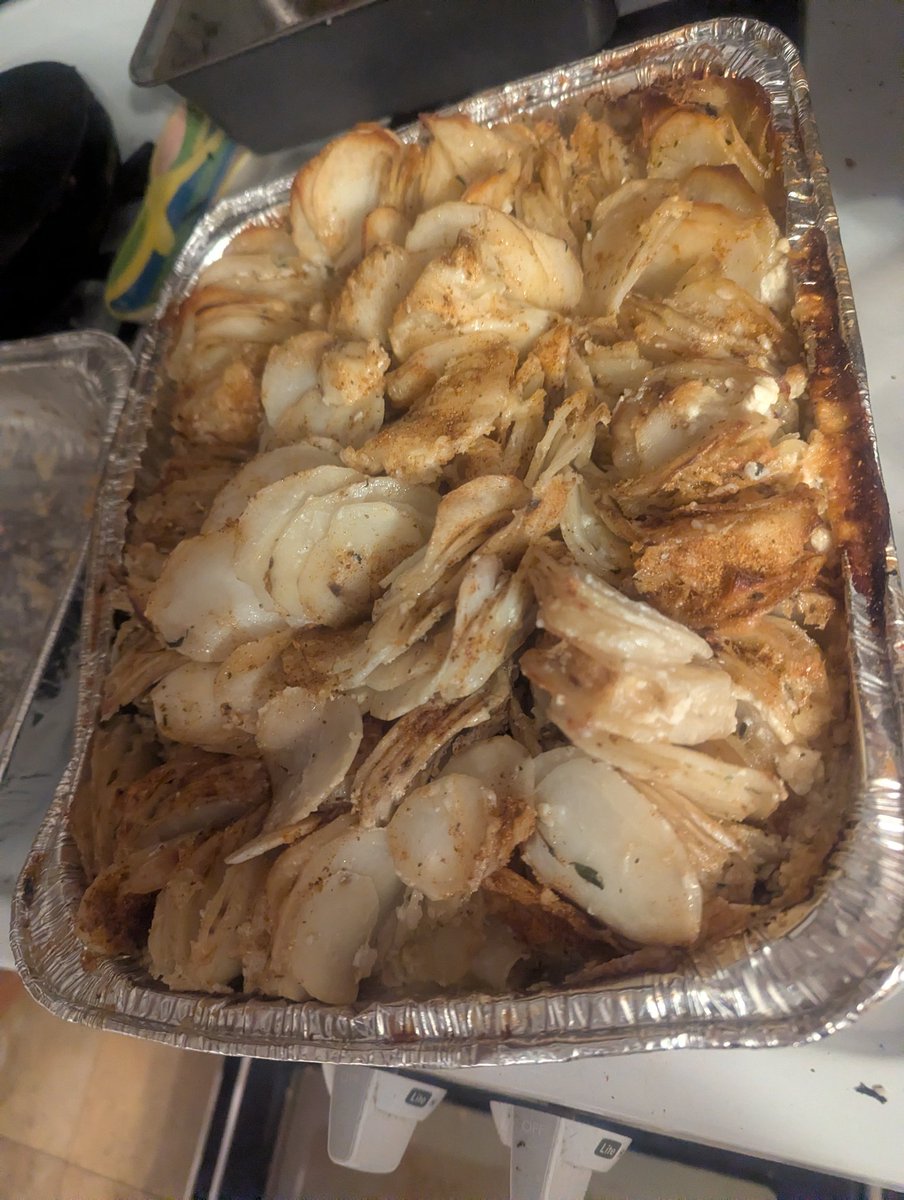 On my way to <a href="/ArcadeBrooklyn/">Brooklyn Games & Arcade</a> for their 'friendsiving" event with a potato dish I made. Come on down to the arcade tonight and eat and have fun! ☺️