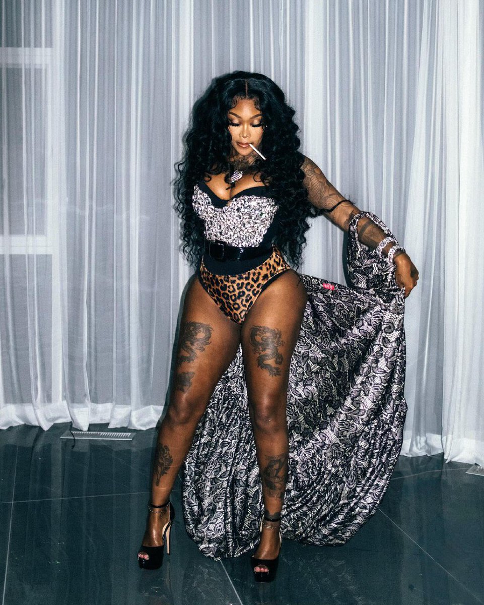 summersources's tweet image. Summer Walker recuperou 2.021 milhões de ouvintes no Spotify, após o lançamento do álbum “Finally Over It”.