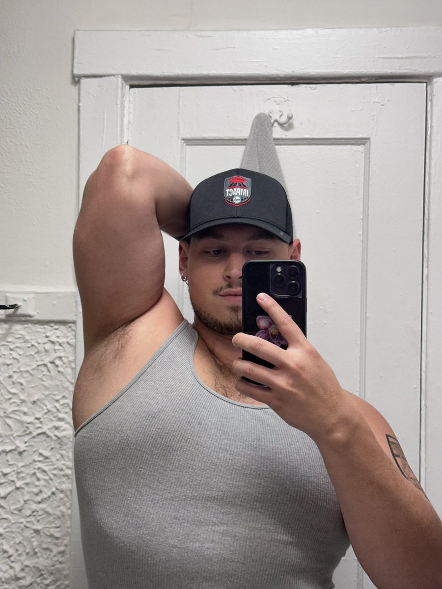 ETHANnotEATHIN's tweet image. #yess
