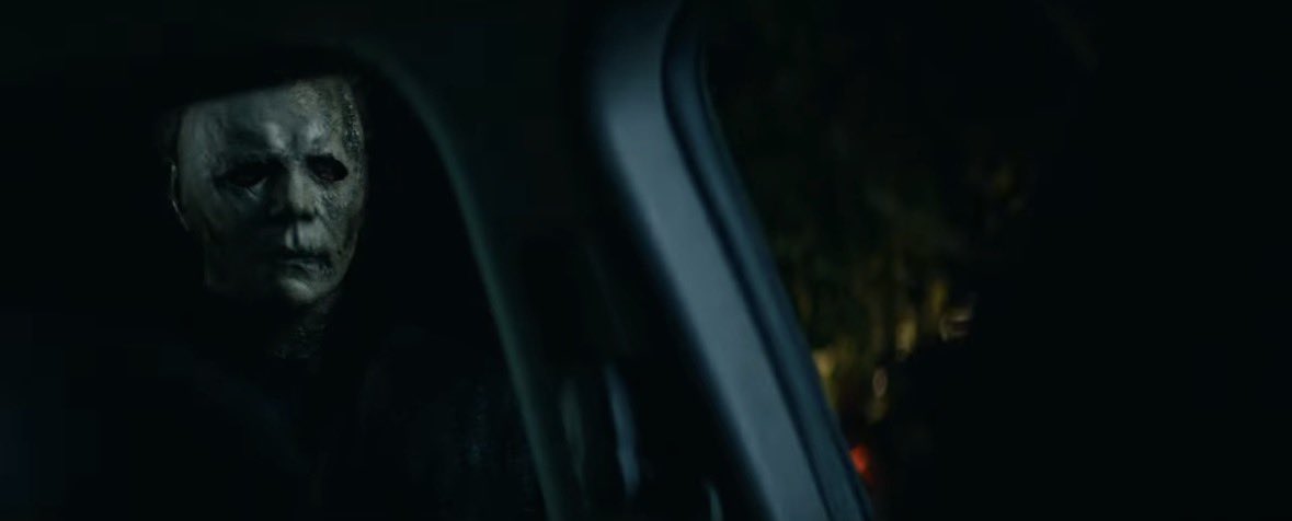 SourceHalloween's tweet image. “Hey Michael… this is for Dr. Loomis.”