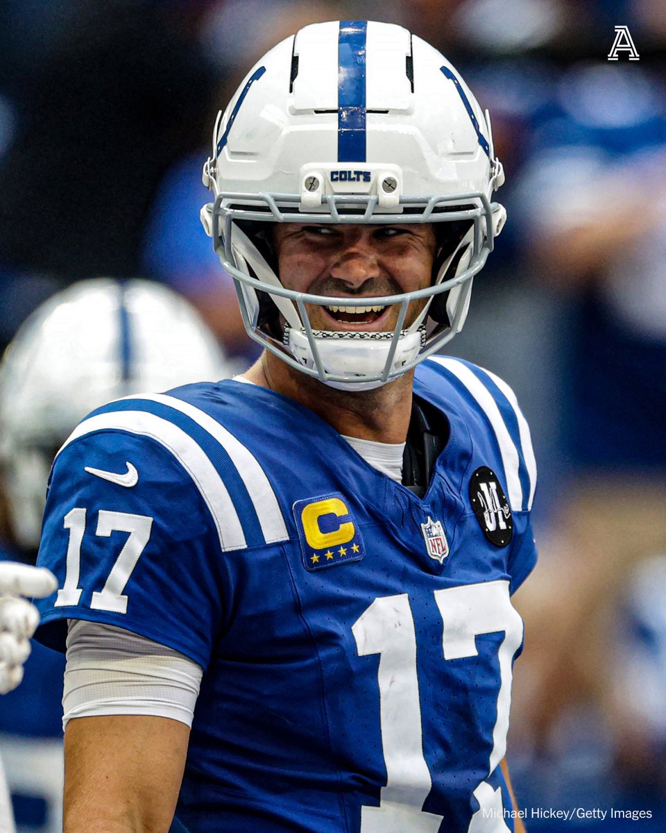 DMRussini's tweet image. Today marks the one-year anniversary of Daniel Jones’ Giants release.

Tomorrow, he leads the Colts’ league-best offense into Kansas City, a half-game back of the best record in the AFC.

nytimes.com/athletic/68280…