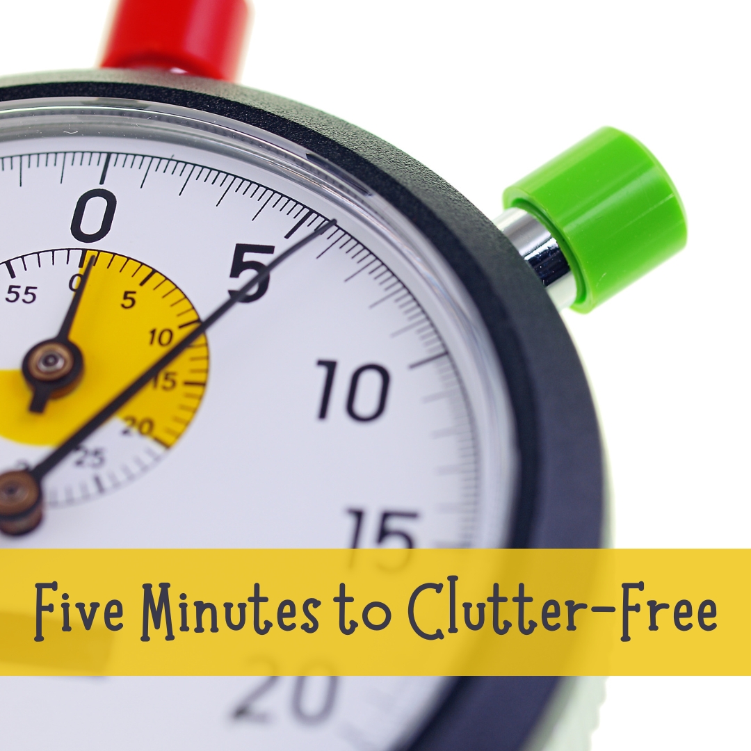 mcr8ton20's tweet image. ⏳ Spend just five minutes each day decluttering a small area of your home! It’s a manageable way to keep your space organized without feeling overwhelmed - especially when it comes time for your next move! What small area are you tackling today? ⏲️