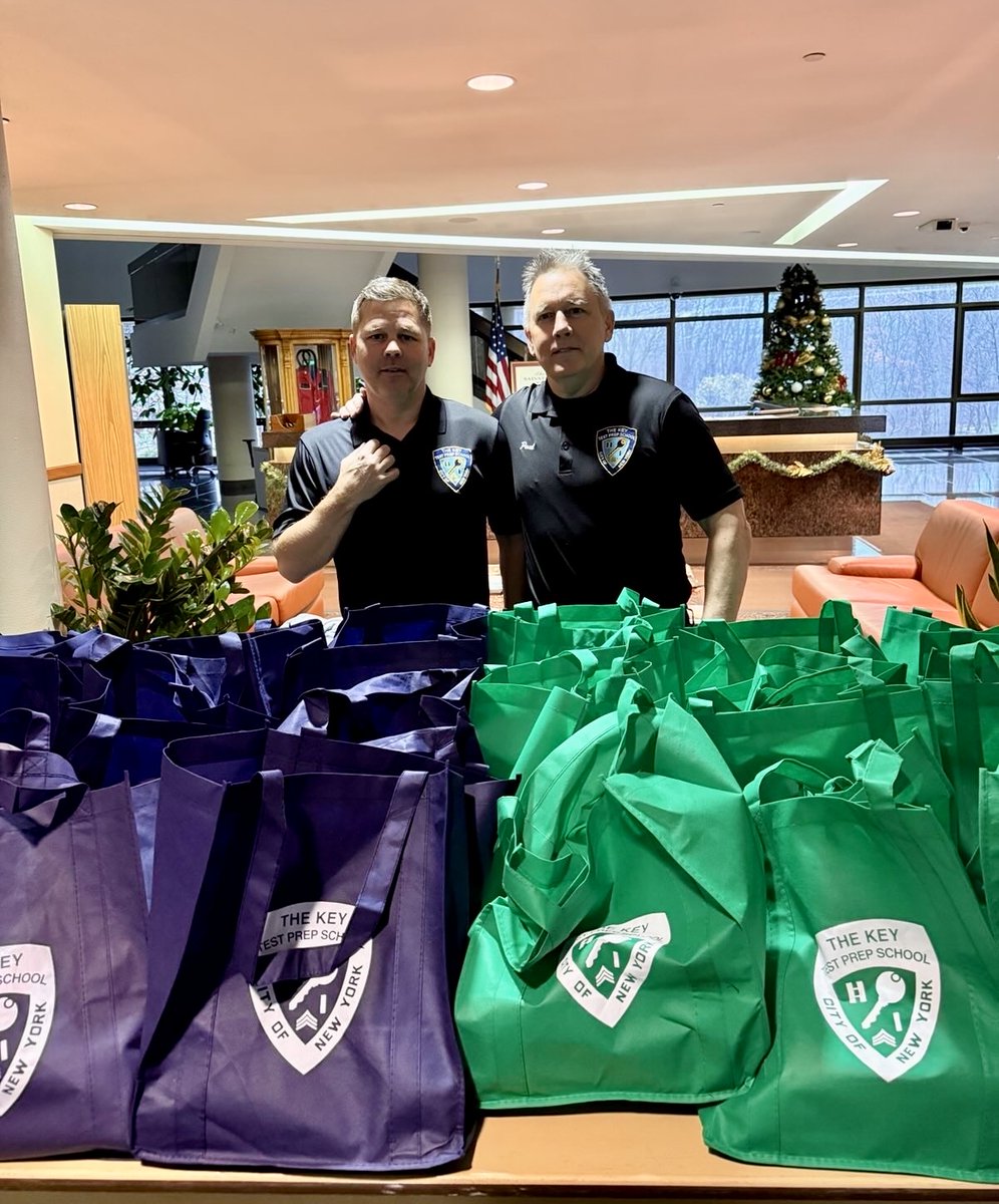 TheKeyTestPrep's tweet image. Day One was a success!
Tomorrow we’ll be in Long Island for our students to pick up their course materials for the upcoming Captains Course.