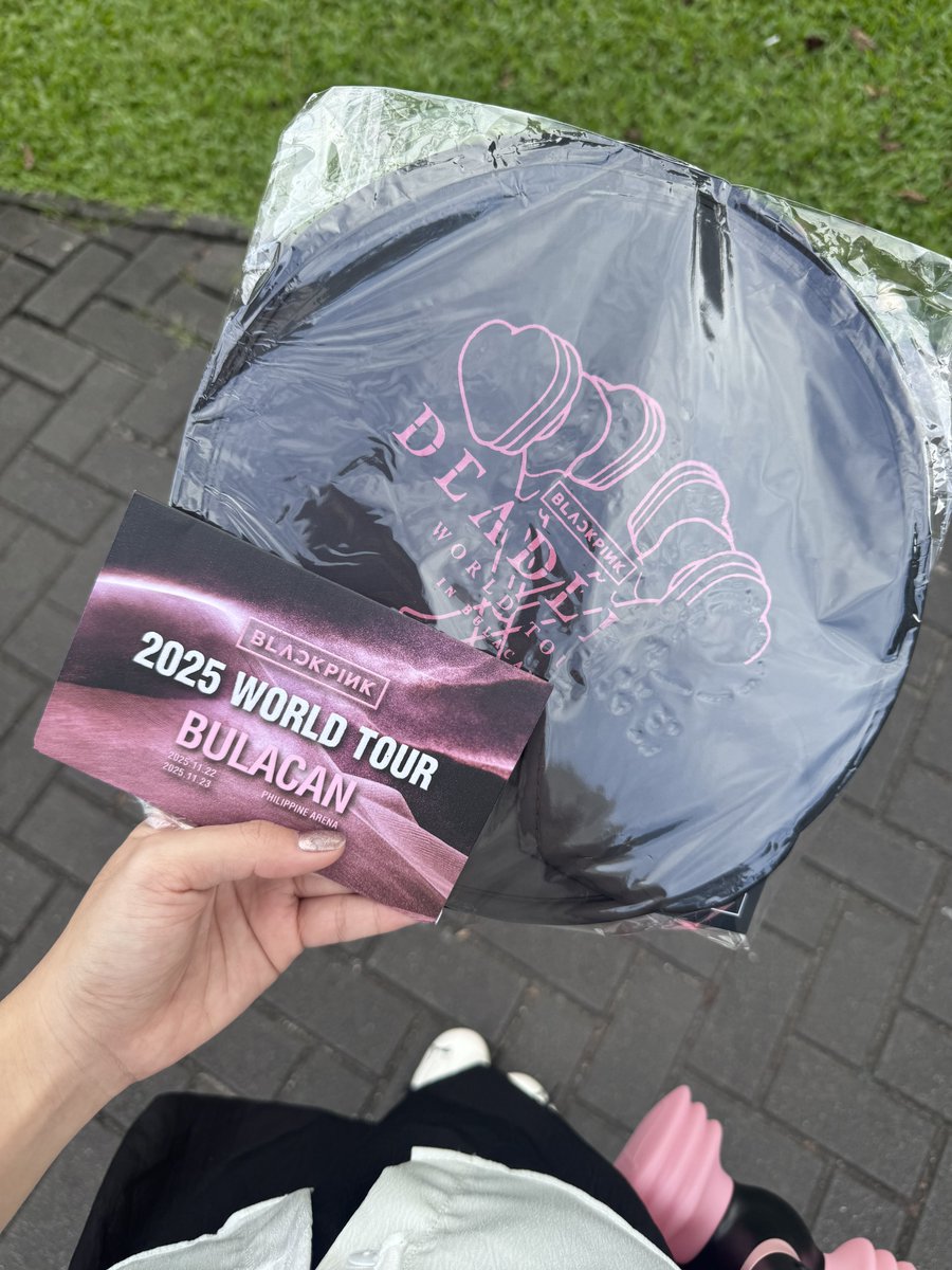 polarislogs's tweet image. Ready to JUMP!!! 🖤🩷

#DEADLINE_IN_BULACAN #BLACKPINK