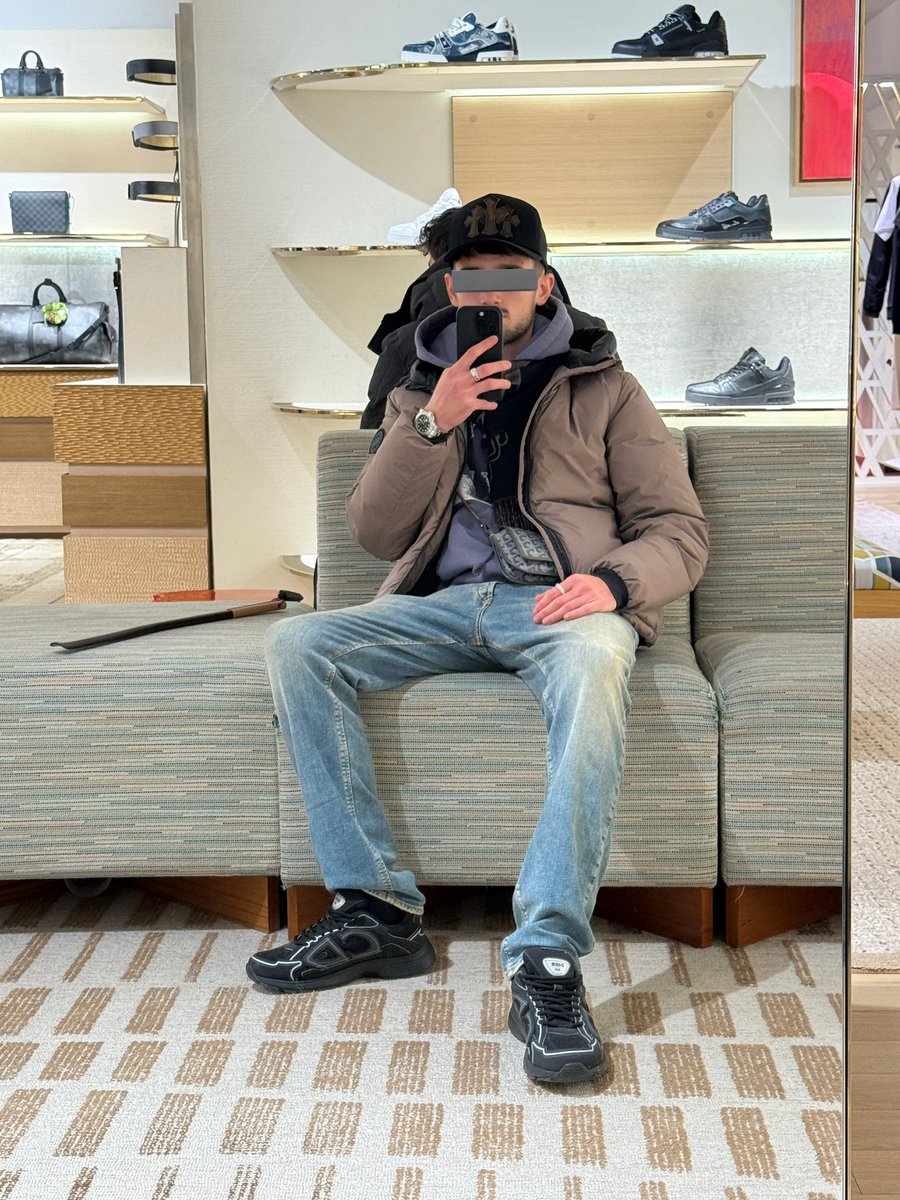 Clogs420's tweet image. Chop life🕴️

Thanks for the breakfast @ToshiBet