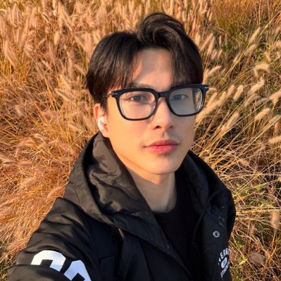 jaimesy29's tweet photo. #NewProfilePic https://t.co/FTTxqyI4Ew