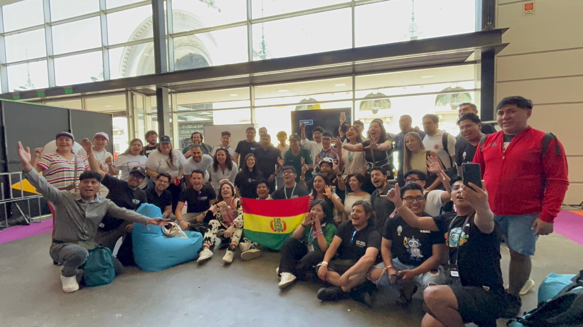 criptopepe1's tweet image. A @EtherArgentina vinimos 7 Bolivianos, a @EFDevcon almenos 80 a la India🇮🇳 seguro vamos 150 Bolivianos de @EthereumBo! Adoptamos web3 por necesidad igual que en Argentina🇦🇷