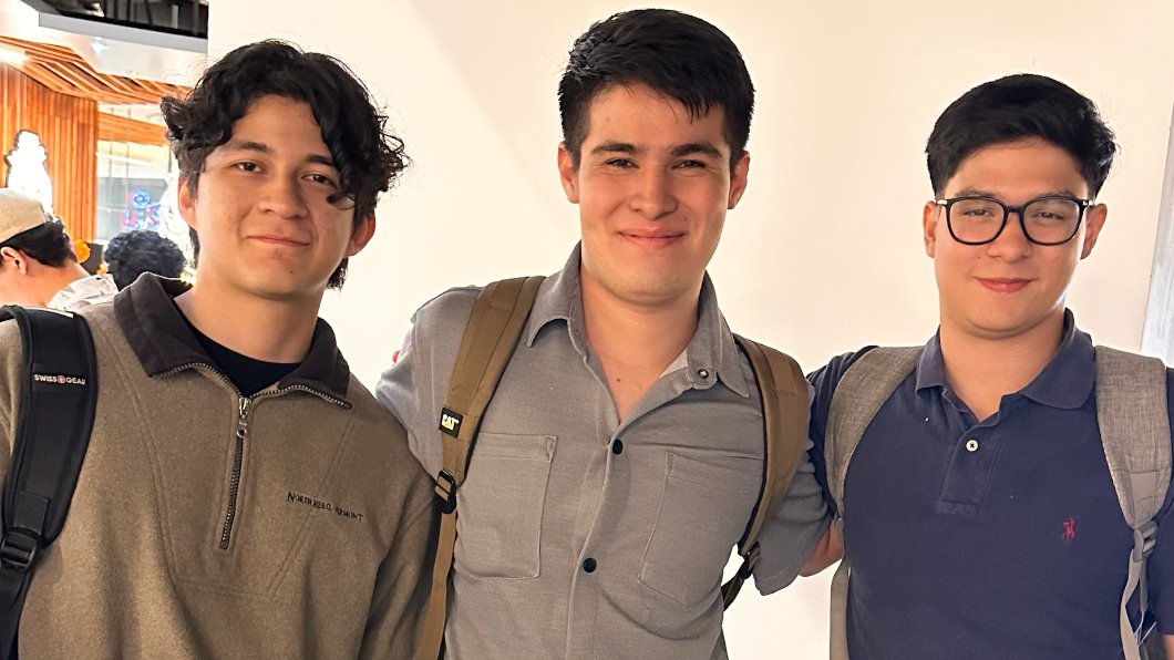 Carol Monroe tweet media