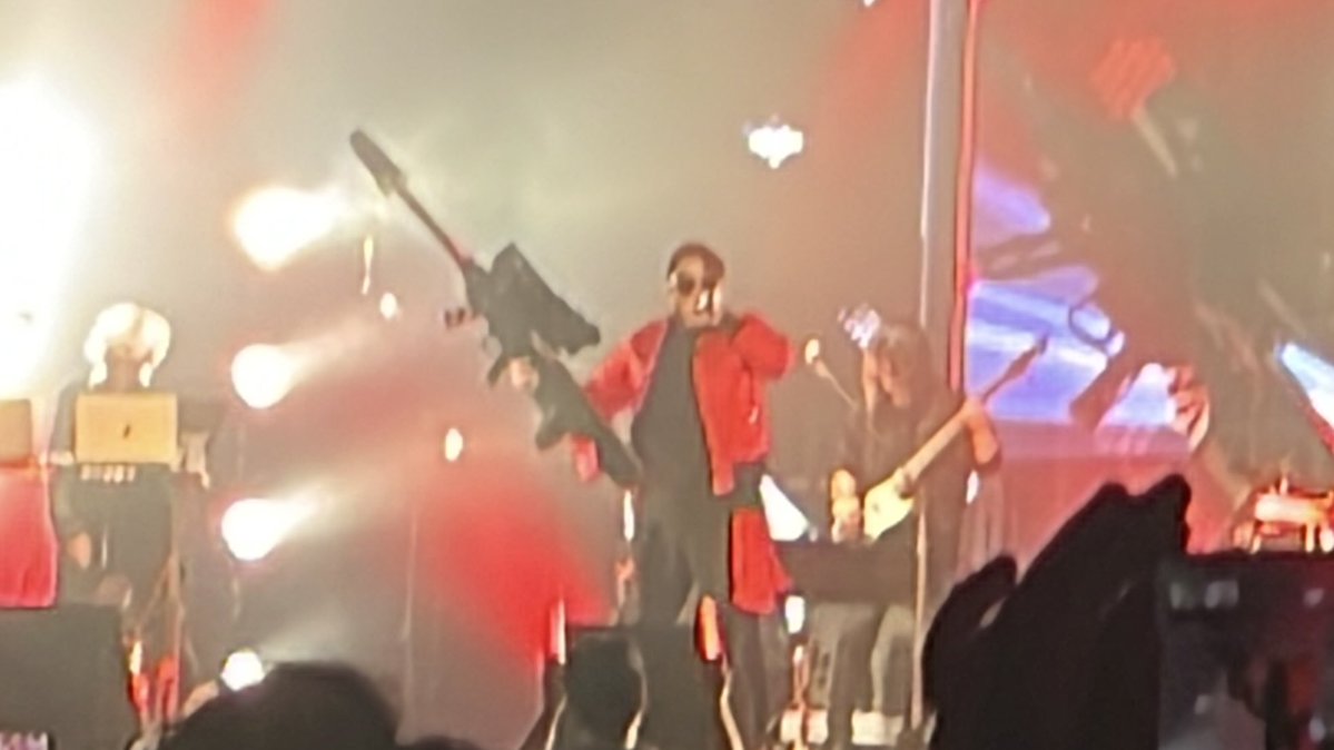 Bozu_ff's tweet image. ヒョンソク様ありがとうございます😊
1点質問がありまして、あのウルフスベインの発売予定はいつですかね？w

私も担いで熱唱したいです🎤✨

현석님 감사합니다😊
한 가지 질문이 있어서, 그 울프스베인의 발매 예정은 언제인가요? W

저도 짊어지고 열창하고 싶어요🎤✨