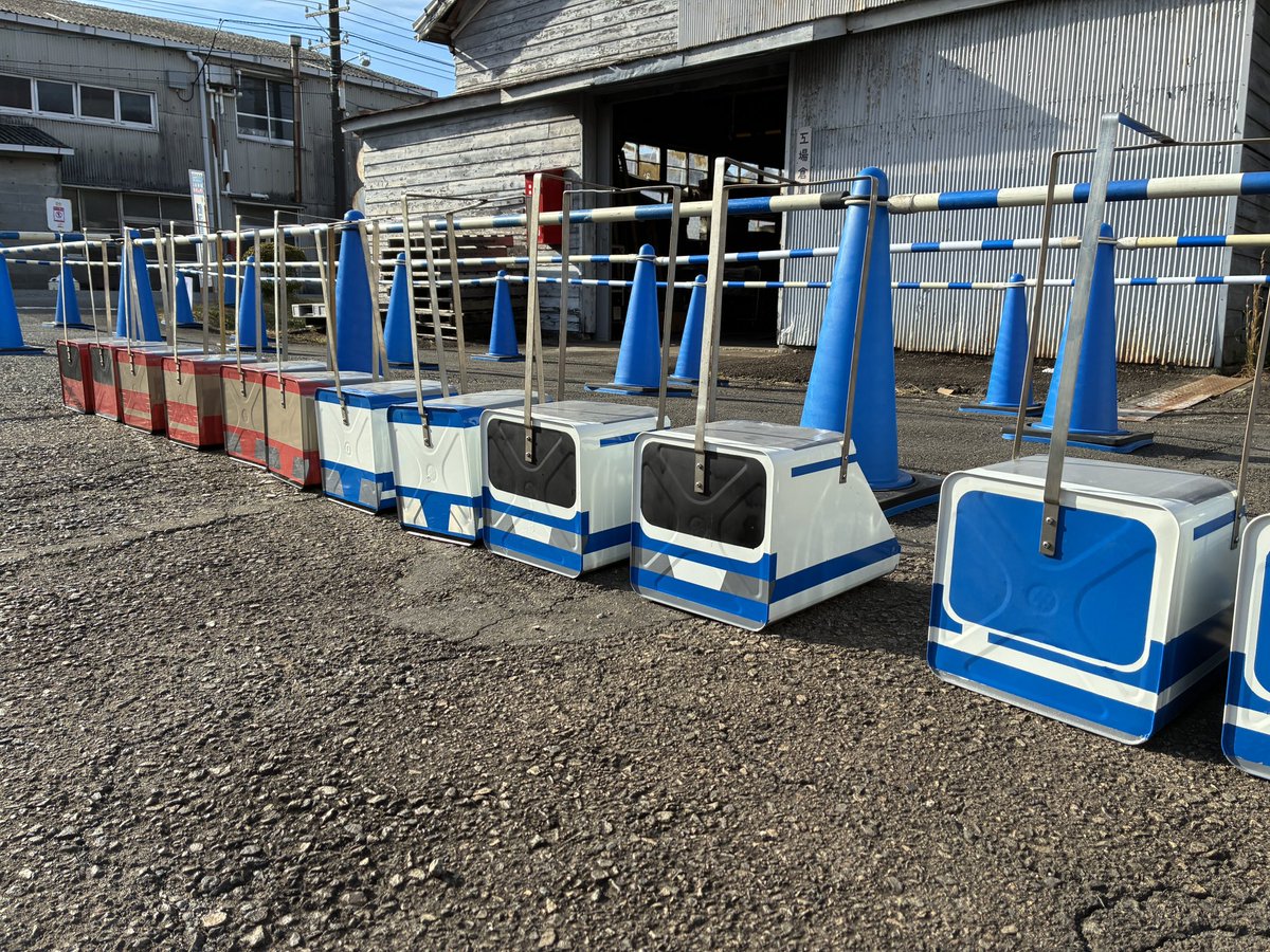 yyyyminamida's tweet image. 本日、いつはこねふれあいフェスタ（伊豆箱根鉄道本社でお待ちしております）

#いずっぱこ

#いずはこねふれあいフェスタ