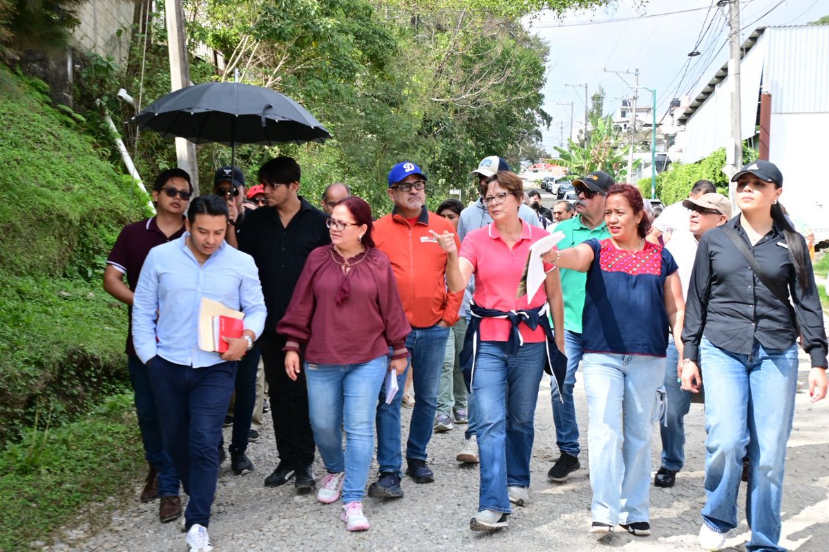 EspejoDelPoder_'s tweet image. Constata Daniela Griego “compromiso de la ciudadanía xalapeña para mejorar su entorno” espejodelpoder.com/constata-danie… a través de @EspejoDelPoder_ @Daniela_Griego