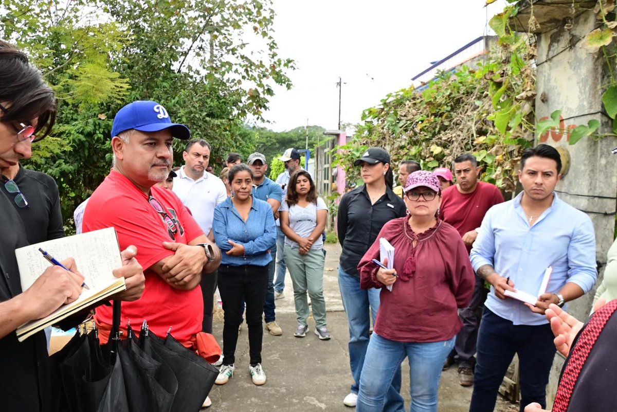 EspejoDelPoder_'s tweet image. Constata Daniela Griego “compromiso de la ciudadanía xalapeña para mejorar su entorno” espejodelpoder.com/constata-danie… a través de @EspejoDelPoder_ @Daniela_Griego