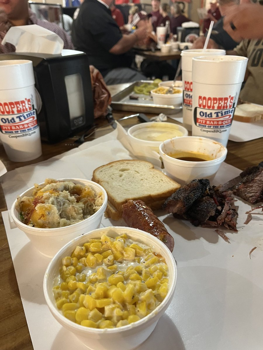 Cris Burch tweet media