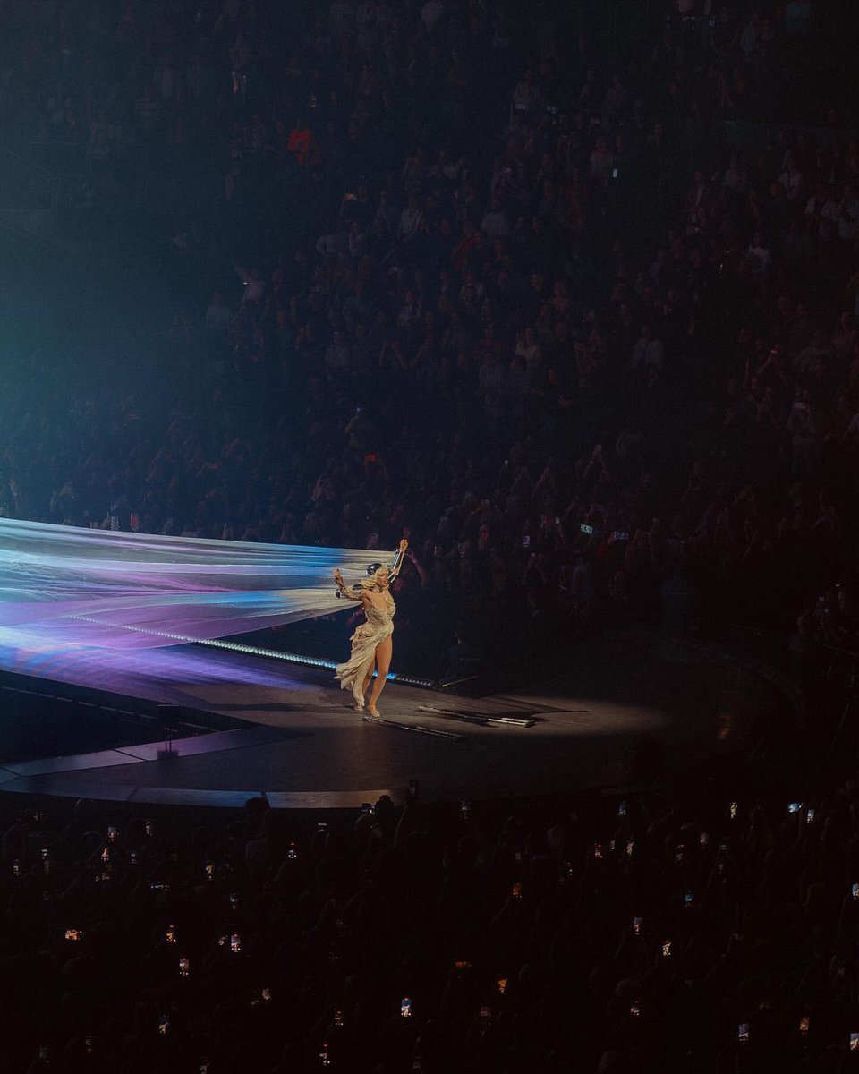 ladygagamedia's tweet image. LADY GAGA

THE MAYHEM BALL

TOUR OF THE YEAR