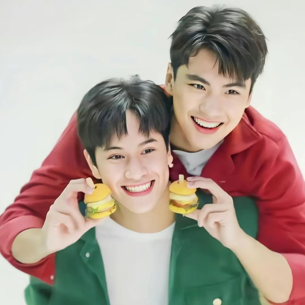 D-2 
#โอมนนน #OhmNanon #mynameisnanon #ohmpawat