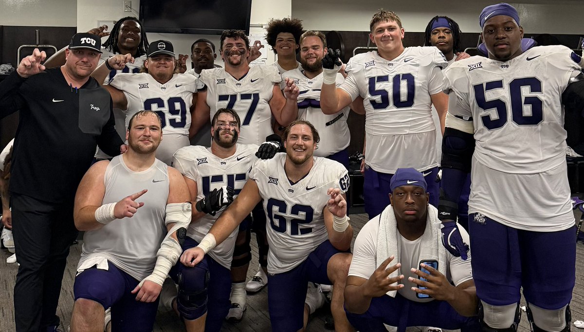 Great TEAM Win! Proud of these guys! #Hogamania #GoFrogs #BASH