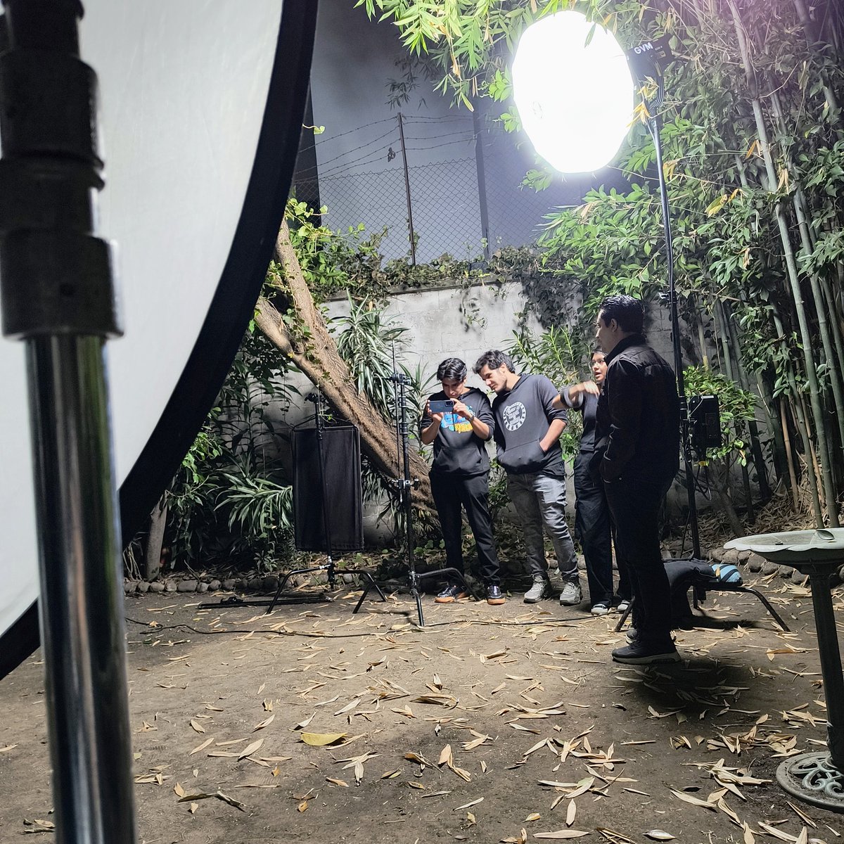 fixedw's tweet image. Primer día del segundo cortometraje del diplomado.