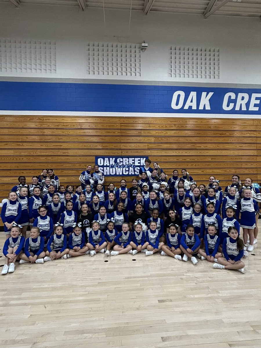cheer_oc's tweet photo. The first annual Oak Creek Cheer Showcase was a HUGE success! THANK YOU to all of the friends & family who came out to support us, EMS, WMS & OCYC 💙 This event would not have been possible without our AMAZING volunteers! THANK YOU for all of your hard work! 👏🏻👏🏻👏🏻 #occforlife https://t.co/7xczPv3NV4