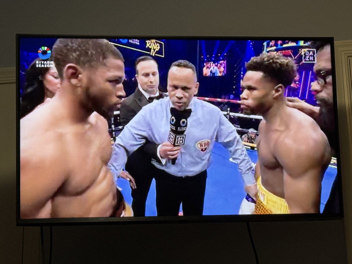 DannyPLUSBoxing's tweet image. #BenavidezYarde CO MAIN TIME!!