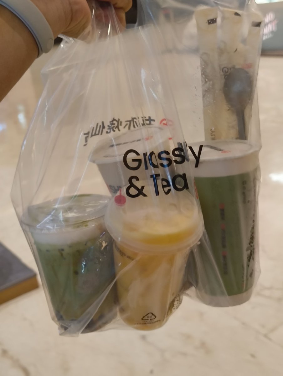 Yeah
Nunggu 2 jam jst fr this
#medan