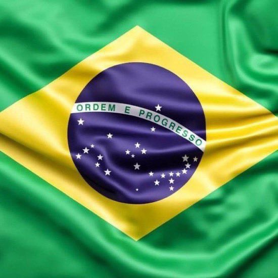 updatecharts's tweet image. Dua Lipa sobre o Brasil: “Nunca mais quero ir embora”.