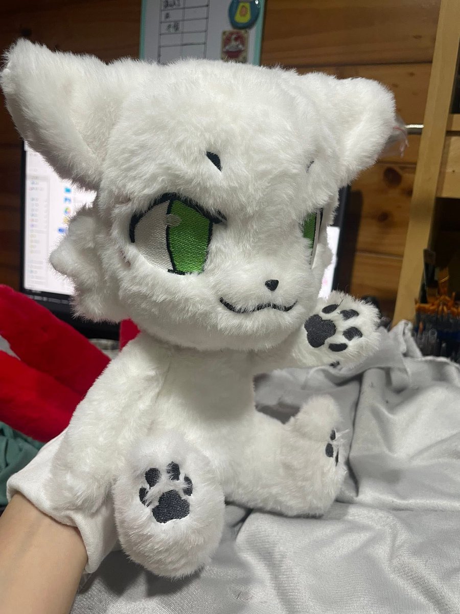 25cm坐姿娃娃委託

#plush #commission #furryartwork