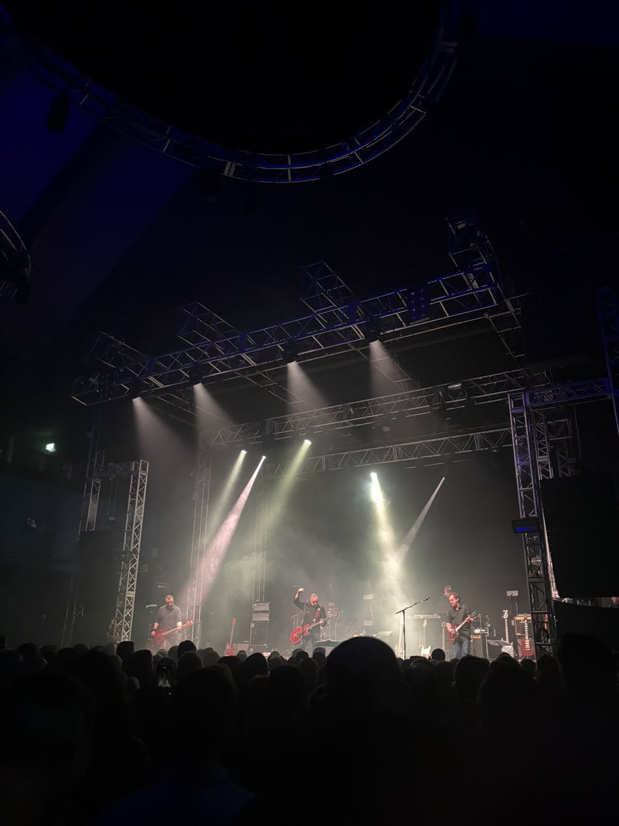 FawcusJack's tweet image. @peterhook last night in Leeds