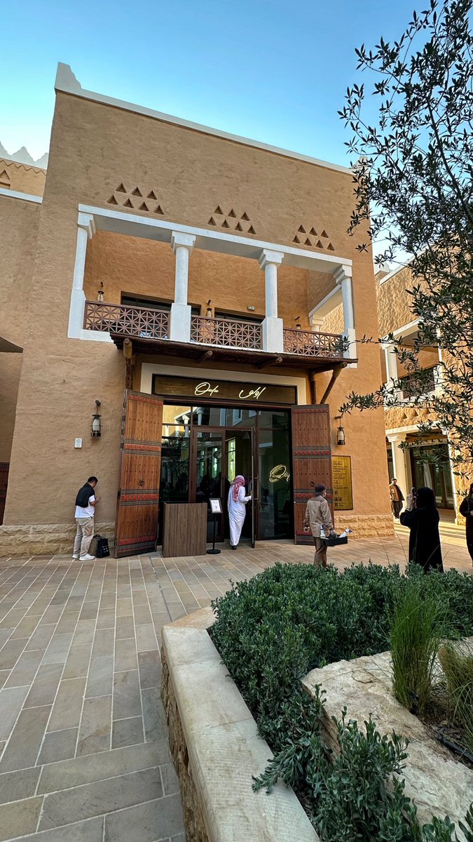 سعود tweet media
