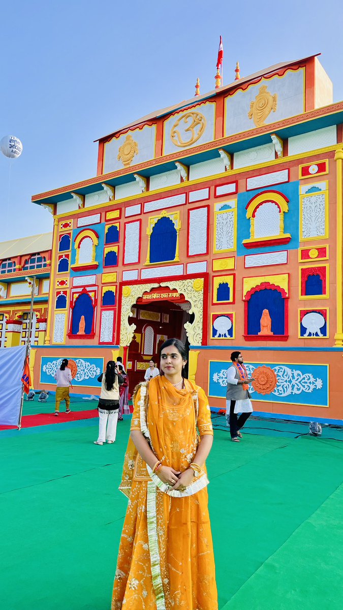 PoonamBhatis's tweet image. देहरादून, उत्तराखण्ड में हो रहे #71stabvpconf की शोभायात्रा में राजस्थान की झलक ✨

#71stabvpnationalconf #dehradun