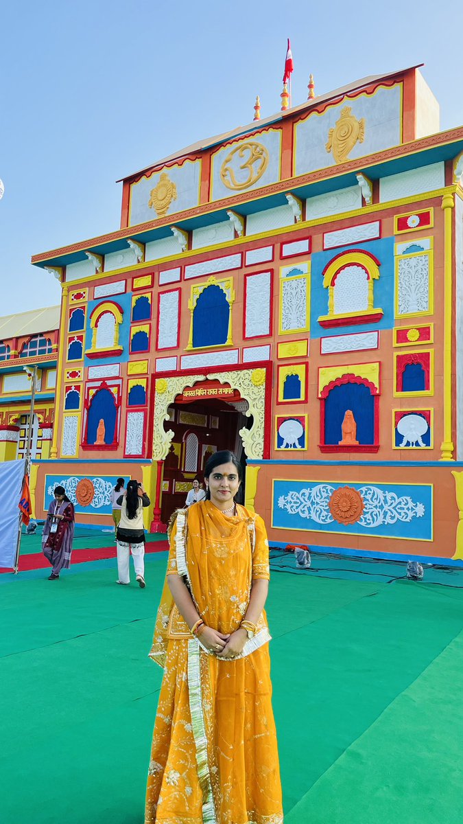 PoonamBhatis's tweet image. देहरादून, उत्तराखण्ड में हो रहे #71stabvpconf की शोभायात्रा में राजस्थान की झलक ✨

#71stabvpnationalconf #dehradun