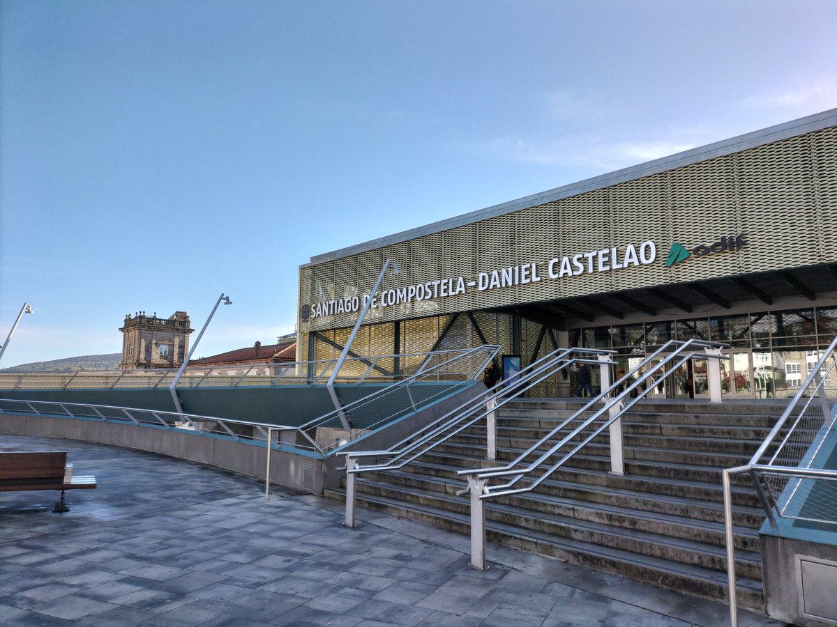 🛑🎤 Desde las 17,30 📻🏟️ <a href="/TIEMPODESPANYOL/">Tiempo de Espanyol</a>  J14  <a href="/RCCelta/">Celta</a> VS <a href="/RCDEspanyol/">RCD Espanyol de Barcelona</a> 
Haciendo el Camino de Santiago,  por si acaso 🏃
👉 783 AM 📻 y aplicaciones 📱 
👉 23,30 TWITCH ESPECIAL 🖥️ #RCDE