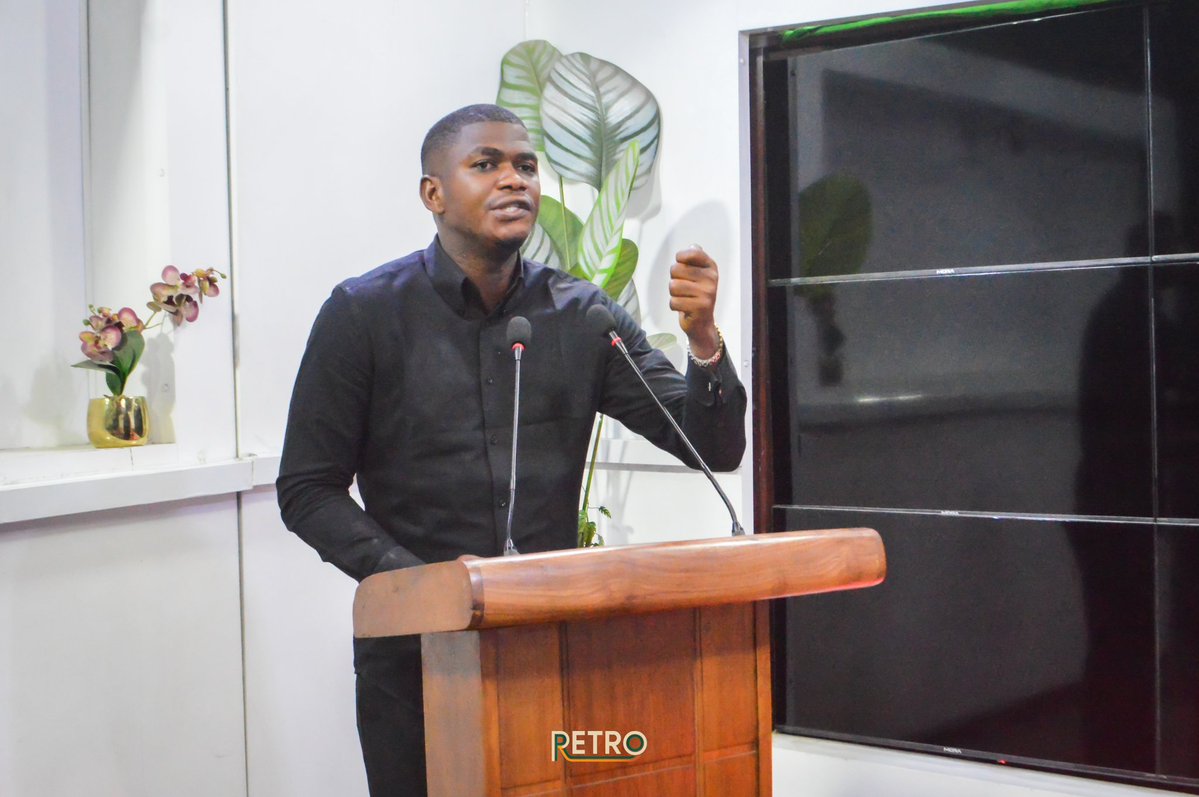 Kilosho03's tweet image. Nous Congolais, devons lutter sans état d&apos;âme contre toutes les antivaleurs qui sont le blocage du développement de la #RDC.

L&apos;avenir du CONGO dépendra de notre combat d&apos;aujourd&apos;hui. Aucun partenaire extérieur viendra développer le Congo à part nous Congolais. #AGISSONS