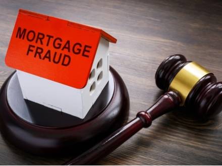HalGarfinkel's tweet photo. What Happens if the Feds Accuse You of Mortgage Fraud in Illinois? https://t.co/lzaNg1YNK0 https://t.co/dmdjGmm3t6