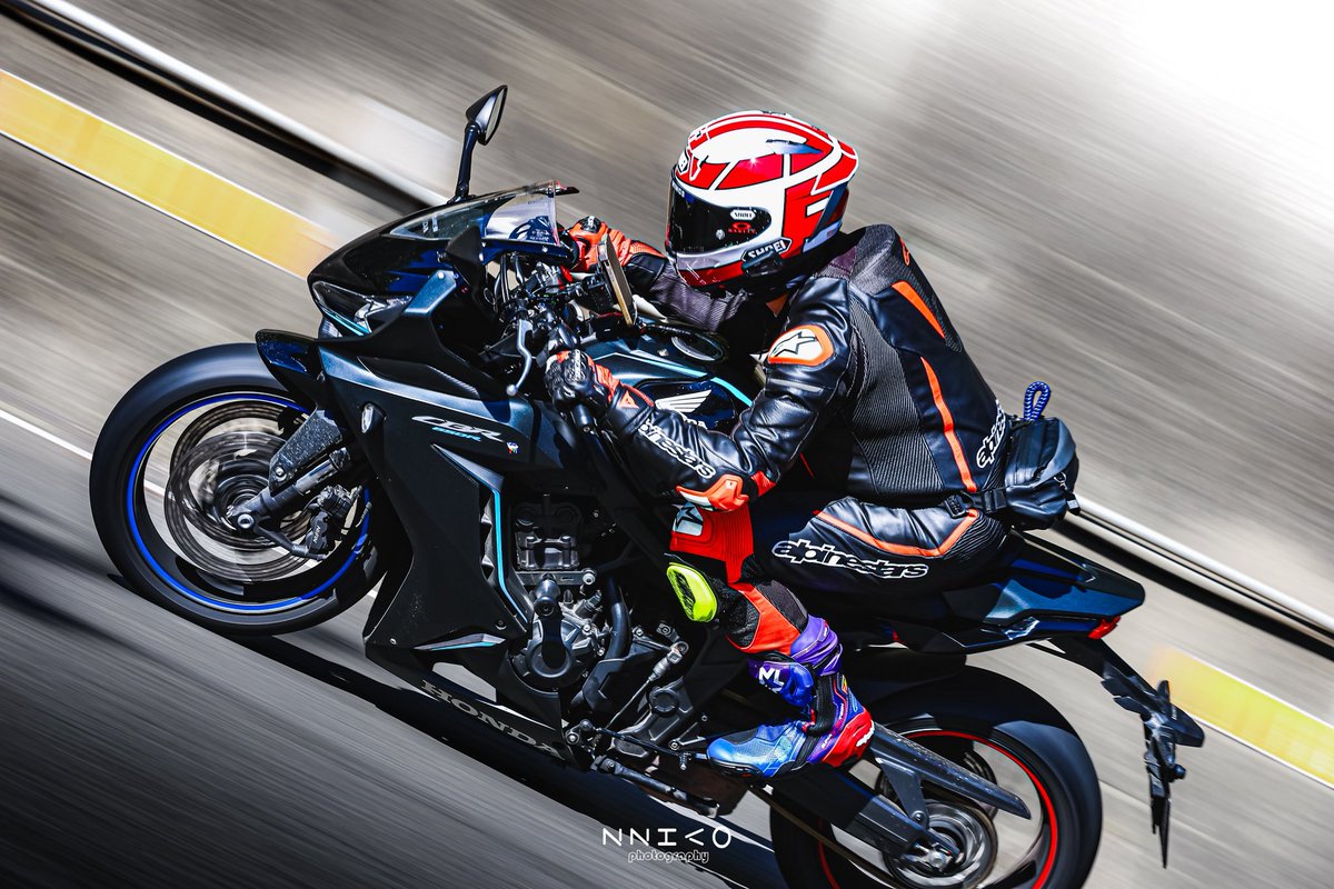 appliedforfun's tweet image. 《圖文不符》
連最小公版的舟狀窩鎖都戴不上…
嗷嗷～(Frustrated

#lockedpuppybiker