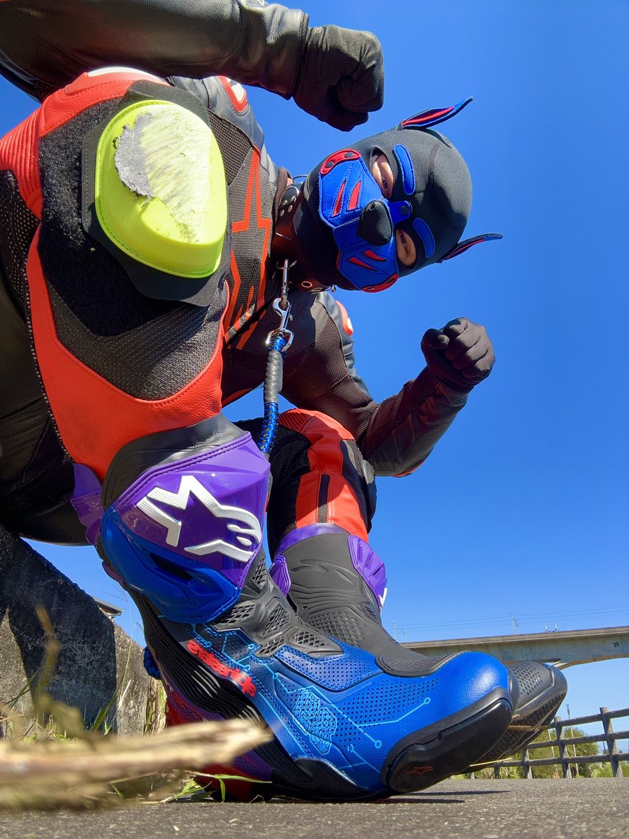 appliedforfun's tweet image. 《圖文不符》
連最小公版的舟狀窩鎖都戴不上…
嗷嗷～(Frustrated

#lockedpuppybiker