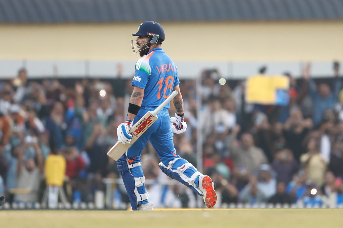 BCCI's tweet image. 5⃣2⃣nd ODI HUNDRED in 📸📸 

#TeamIndia | #INDvSA | @IDFCFIRSTBank | @imVkohli