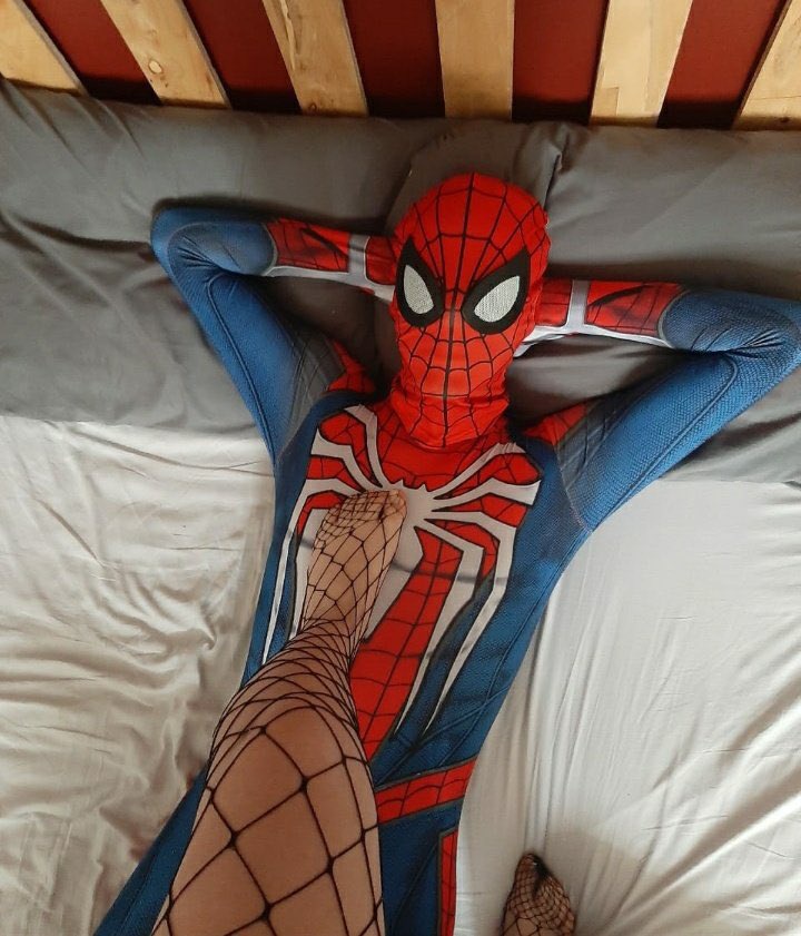 LOLandLips's tweet image. I think I downloaded the wrong Spider-Man movie.