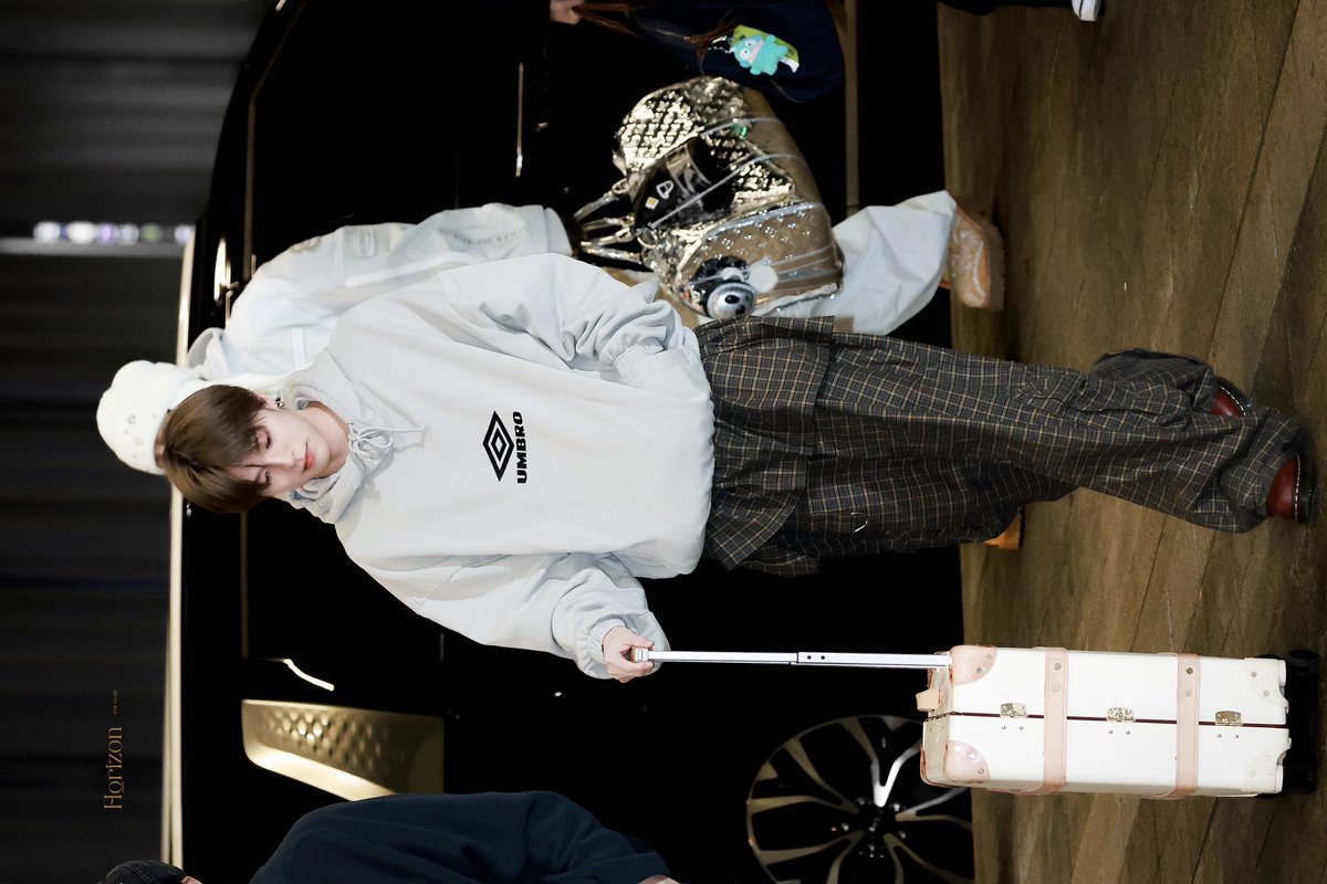 Horizon. tweet media