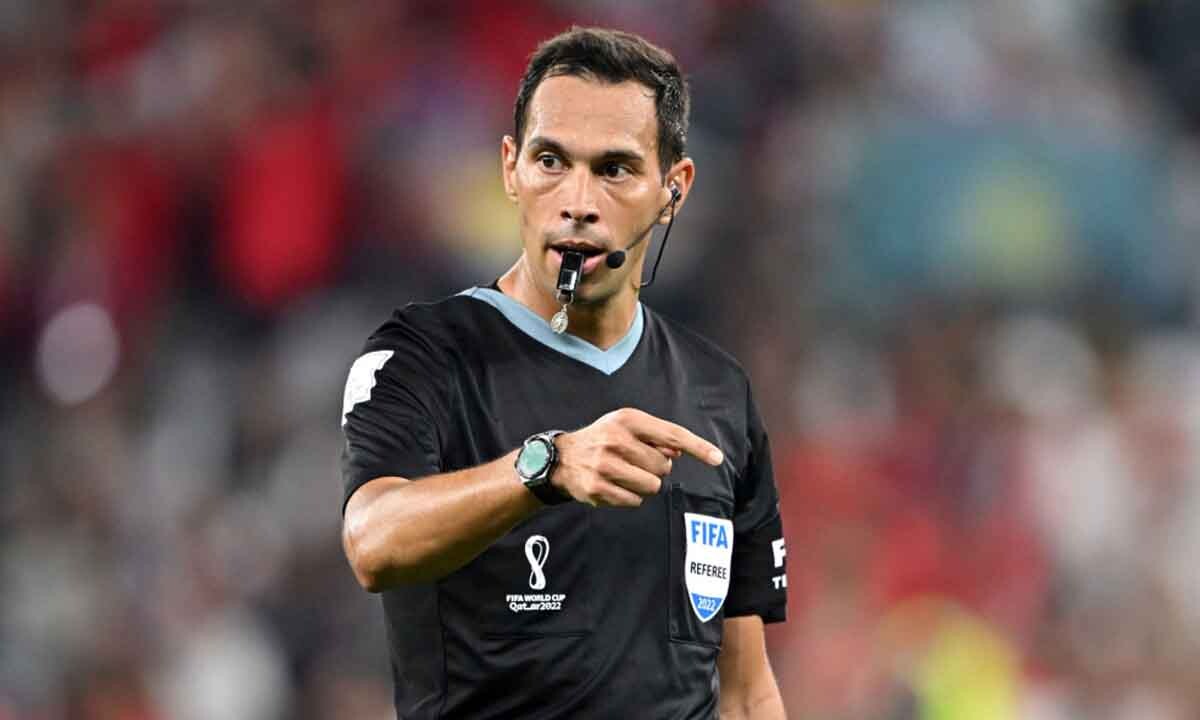 Con Tello como árbitro, se define el otro ascenso a Primera labrujula24.com/notas/2025/11/…