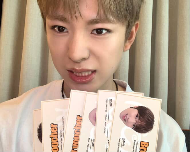 dyuuman's tweet image. 유우찌 코 찡긋