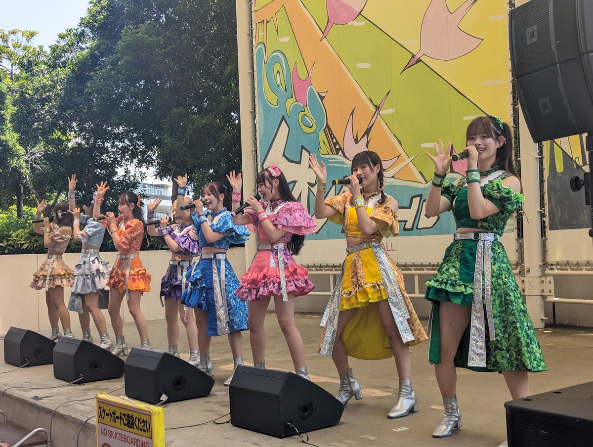 masami0237's tweet image. カラフルスクリームの皆さん、遠征お疲れ様でした！そして僕が行ったらいつも熱いライブをありがとう😊
＃みんなのすきなこ
＃ゆうかちゃんなう
＃ほわほわほわいと
＃あみにめろめろ
＃みくるにむちゅう
＃ここがみゅーとぴあ
＃ペキ王
＃一緒に飲みたいみるくてぃー
＃最強彩叫カラフルスクリーム