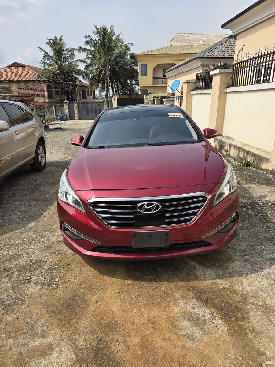BokimaCyrilAuto's tweet image. Pre-Owned 2015, Hyundai Sonata LIMITED Economy Sedan. May 2025 Port Entry, Registered August 2025.. Price: ₦DM

For Payment &amp;amp; Delivery 
Kindly Contact: Cyril 
@BokimaCyrilAuto
☎️ +2349166624247
📩 bcal.lagos@gmail.com

instagram.com/p/DRm8uiwDfRW/…

#bokimacyrilautosltd #bcal_lagos