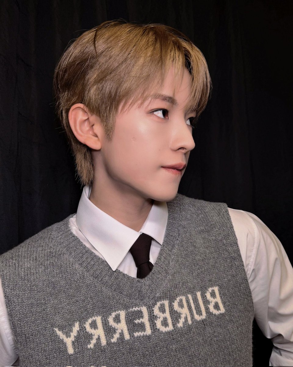 8ondesu's tweet photo. 폭력적이다 https://t.co/9WJU8xAnhV