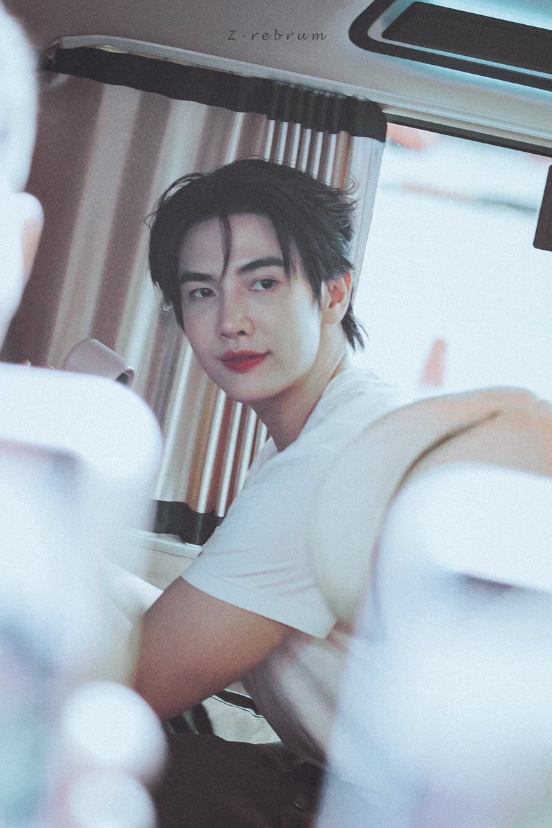 Zhang_ziwei's tweet image. ขอเสนอพี่เรย์ รชต กับสายตาแสนอบอุ่นคู่นั้น

ที่มองน้องคนนั้นเพียงคนเดียว 🤍

 #เรย์รชต