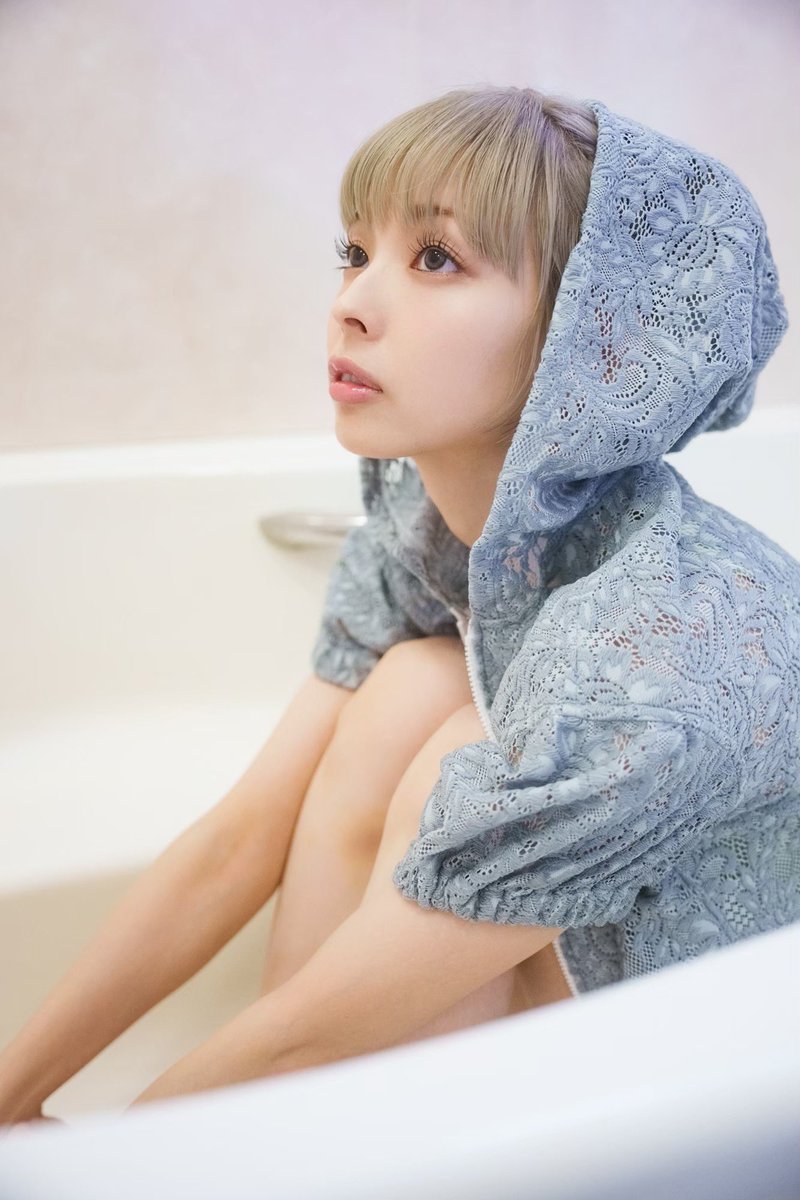 mogatanpe's tweet photo. 自まつ毛なのだけど
むちゃ長くない？？ https://t.co/QxA7cDack2