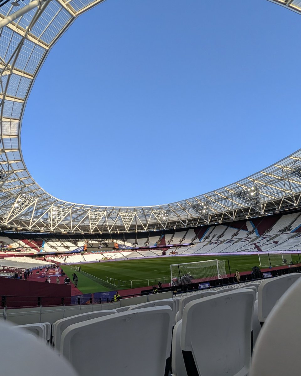 LFC's tweet image. London Stadium📍#WHULIV